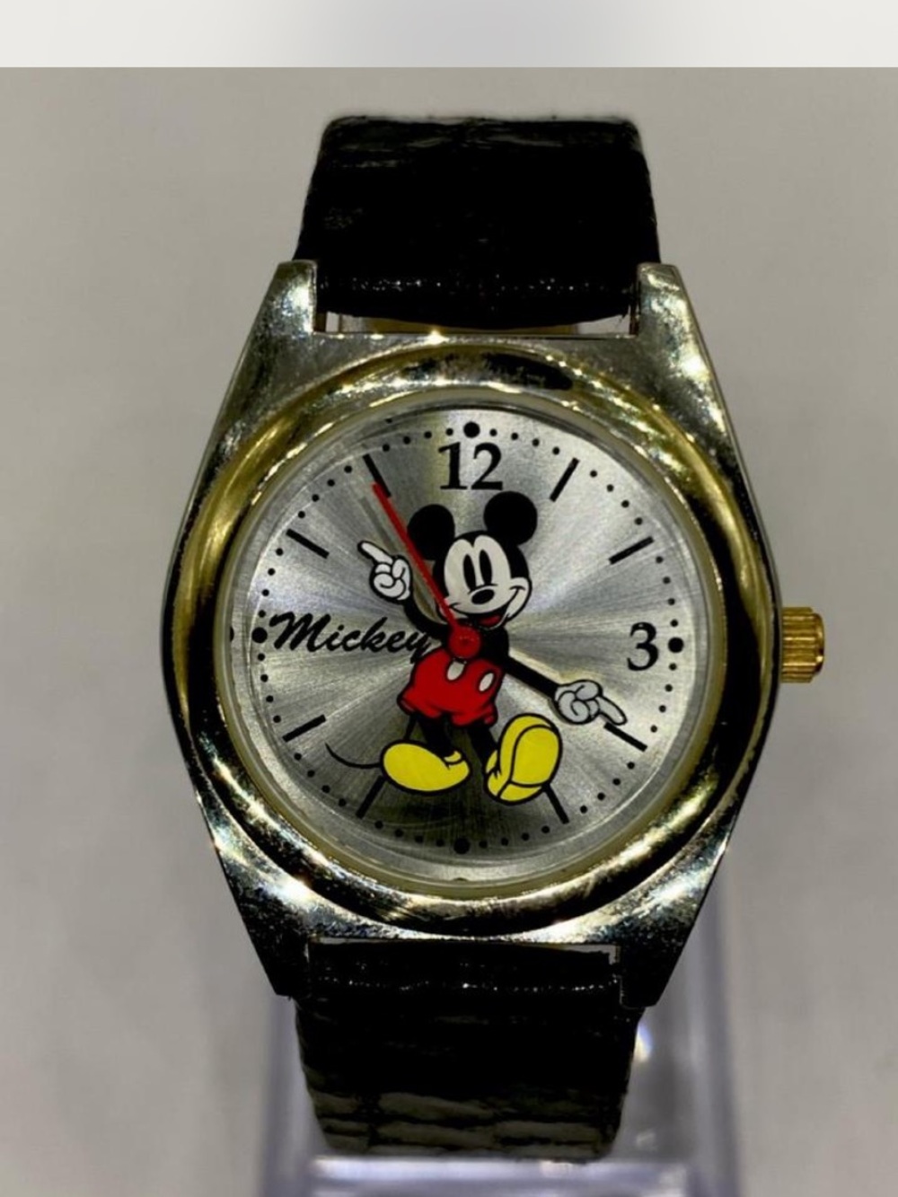 Disney *** Mickey Mouse Character Wristwatch - Gold/ silver & Black” Collectors